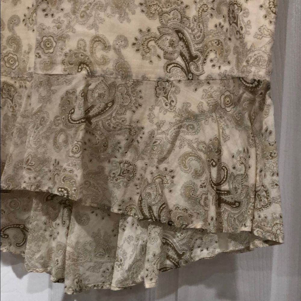 Elegant Cream Paisley Skirt - Picture 7 of 12